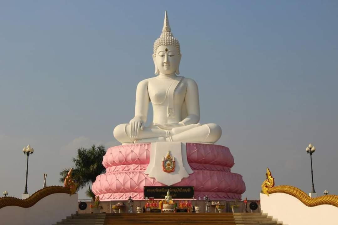 Pee Homestay Lopburi Ban Tha Krayang Екстер'єр фото