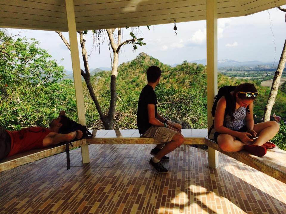 Pee Homestay Lopburi Ban Tha Krayang Екстер'єр фото