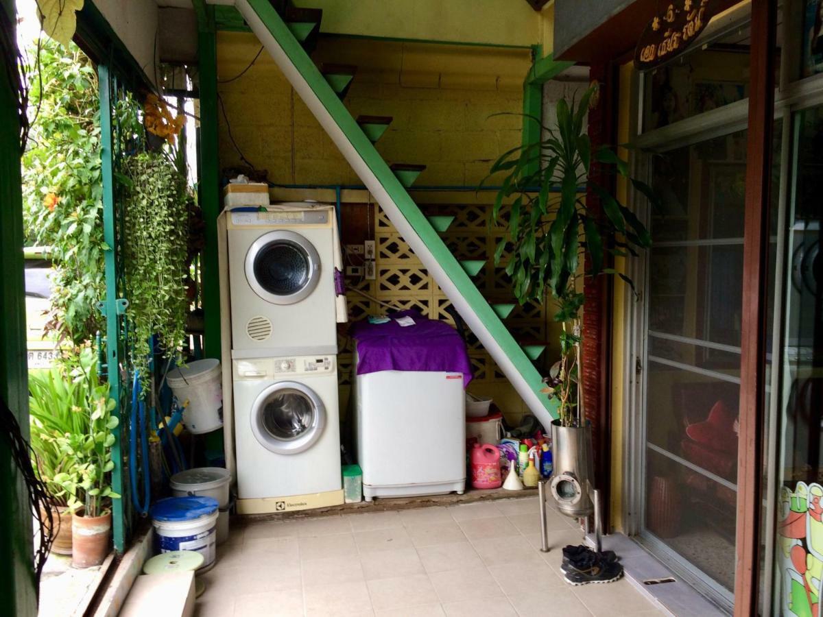 Pee Homestay Lopburi Ban Tha Krayang Екстер'єр фото